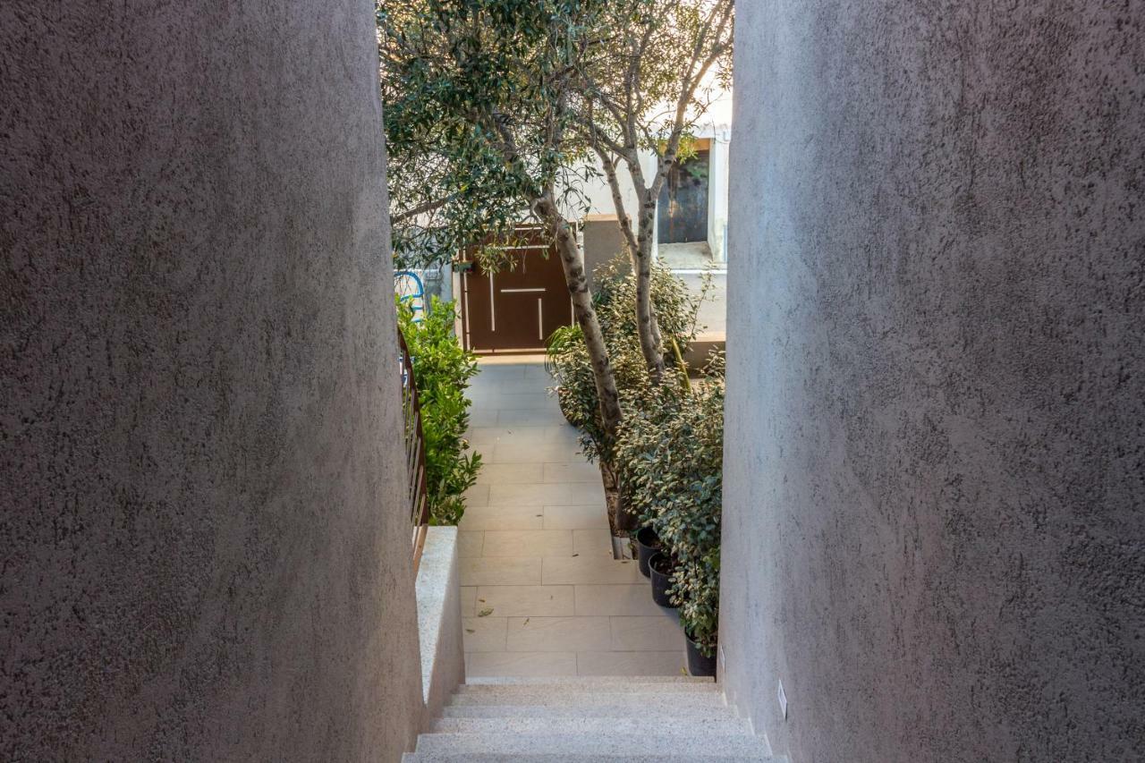 Petra Sarda Apartment San Pantaleo Exterior photo