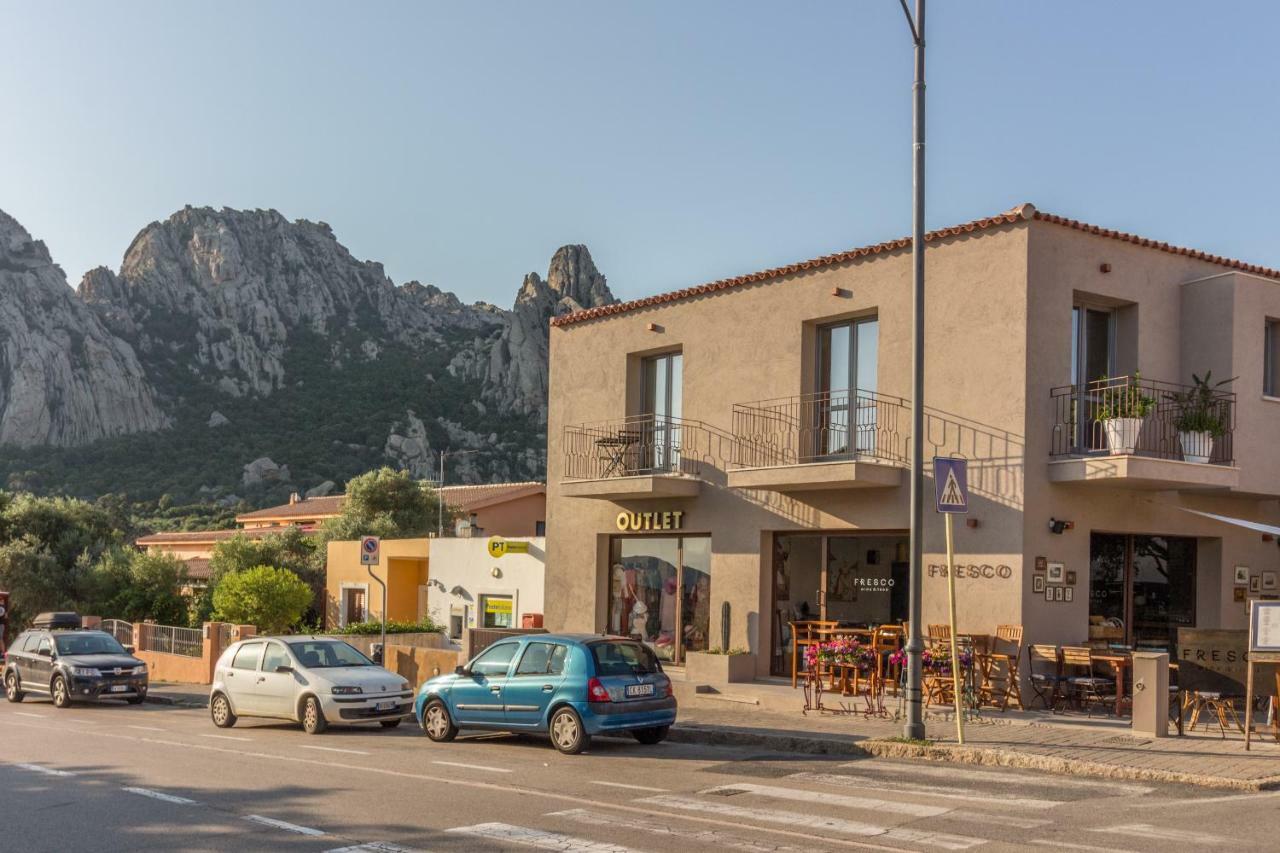Petra Sarda Apartment San Pantaleo Exterior photo