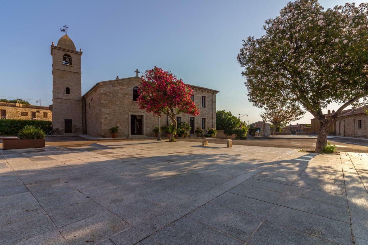 Petra Sarda Apartment San Pantaleo Exterior photo